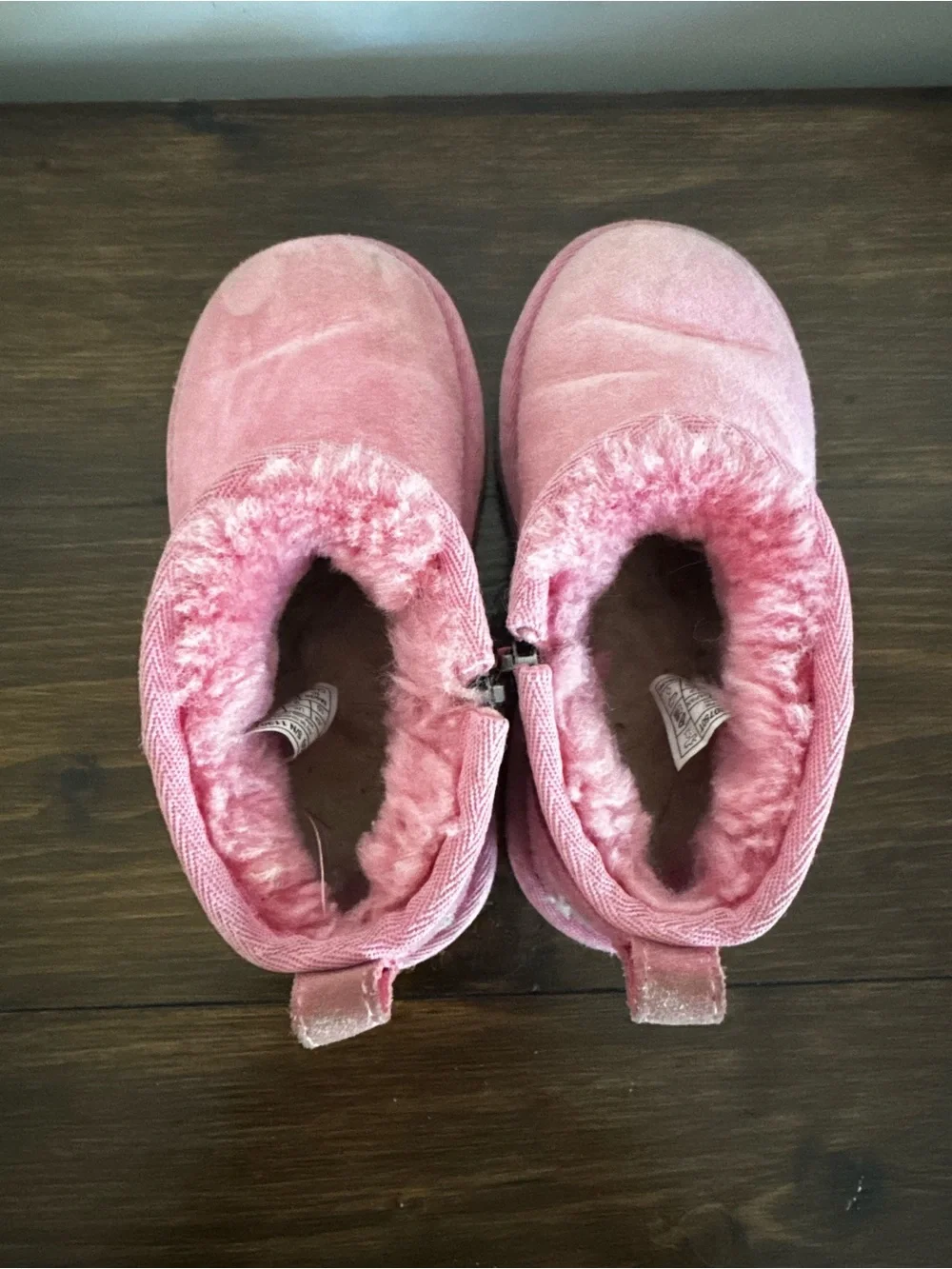 Ugg Toddler/Little Kid Ultra Mini Winter Boot Sachet Pink size 10